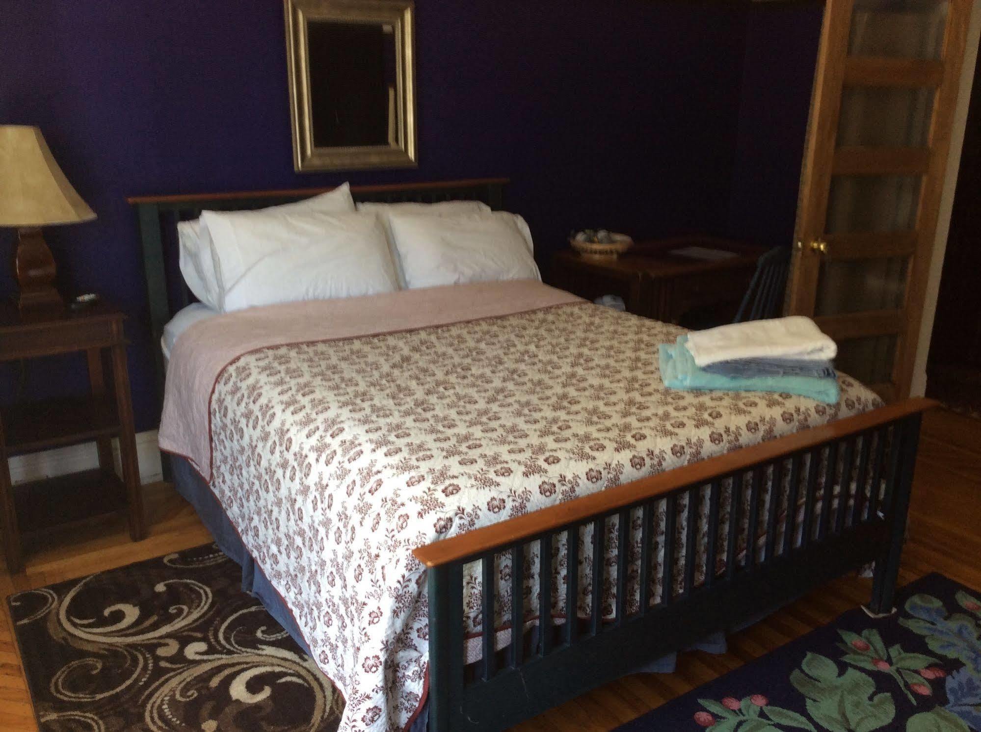 Elliott House Bed & Breakfastトロント エクステリア 写真