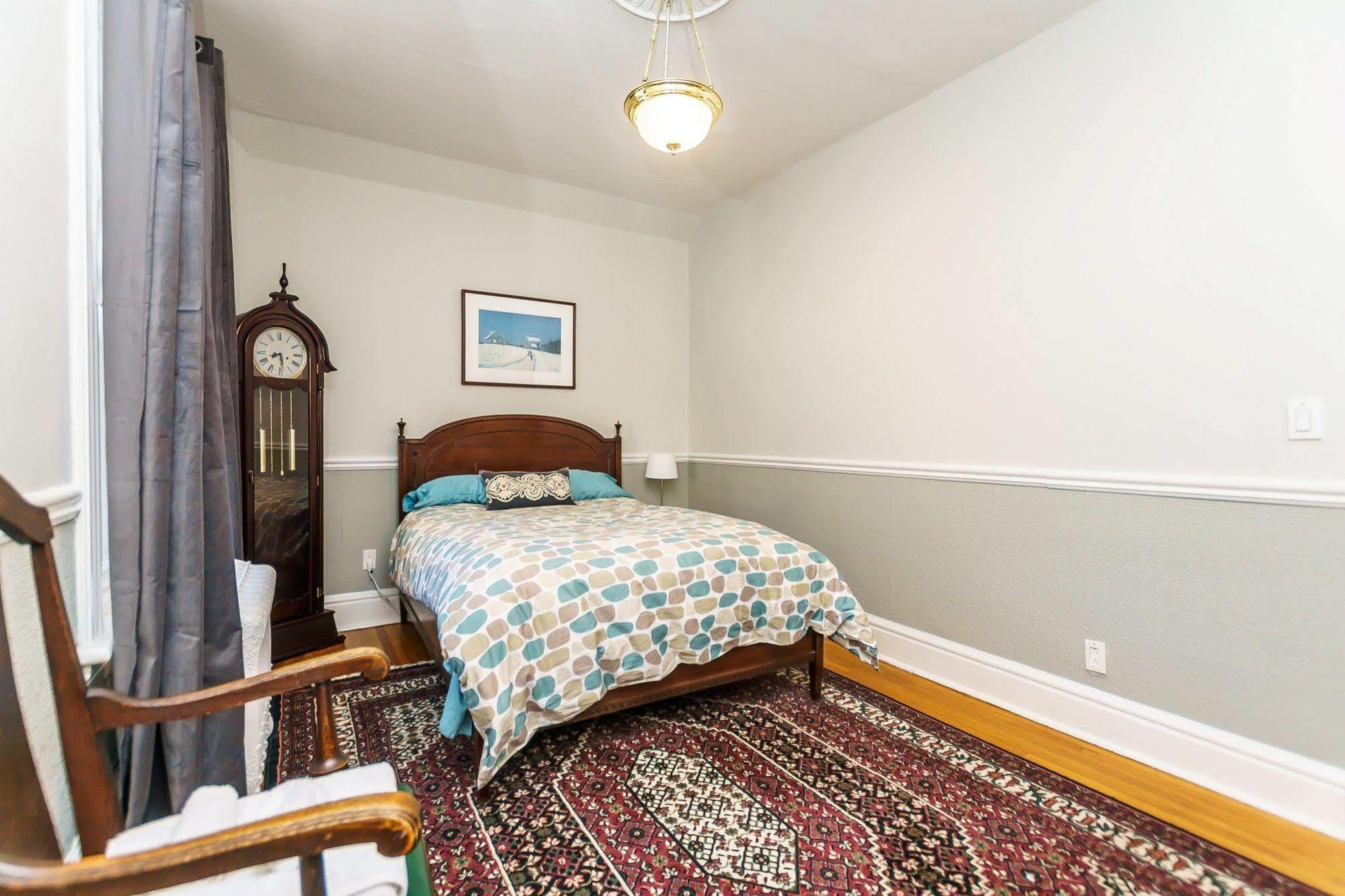 Elliott House Bed & Breakfastトロント エクステリア 写真