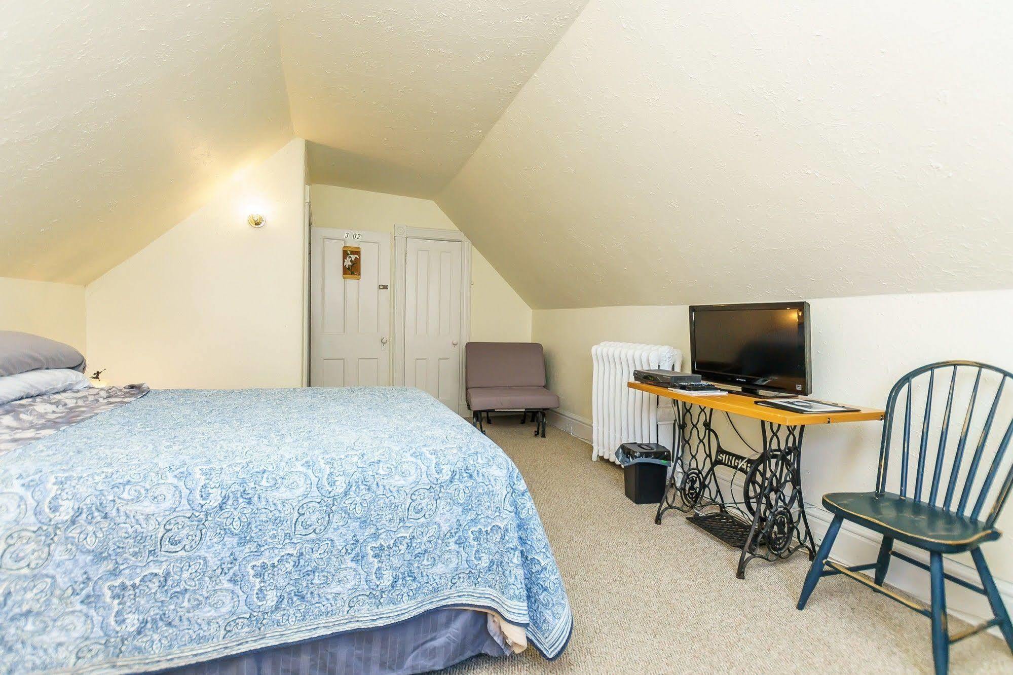 Elliott House Bed & Breakfastトロント エクステリア 写真